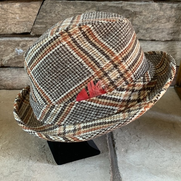 Dobbs brown plaid hat with gold buckle - Picture 4 of 8